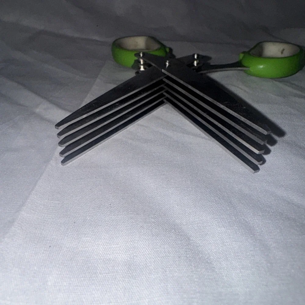 The Unbranded Brand herb scissors